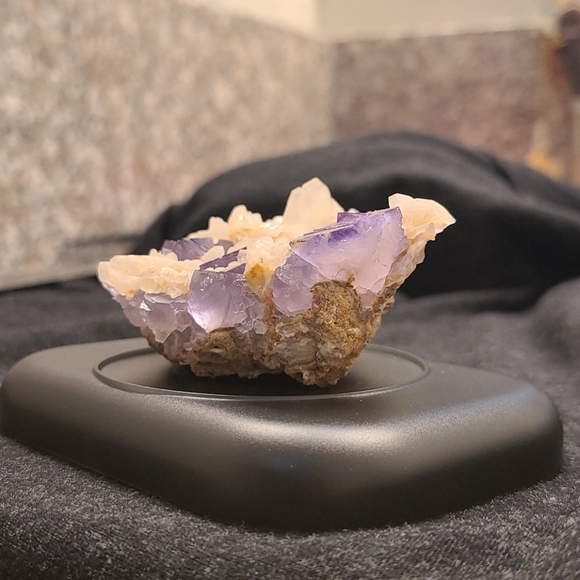 Fluorite with Calcite crystal 🔮 - Picture 6 of 10